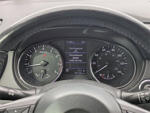 Used 2018 Nissan Rogue SL w/ Premium Package image 31