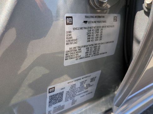 Certified 2025 GMC Sierra 2500 SLT w/ SLT Premium Package AWD/4WD image 32