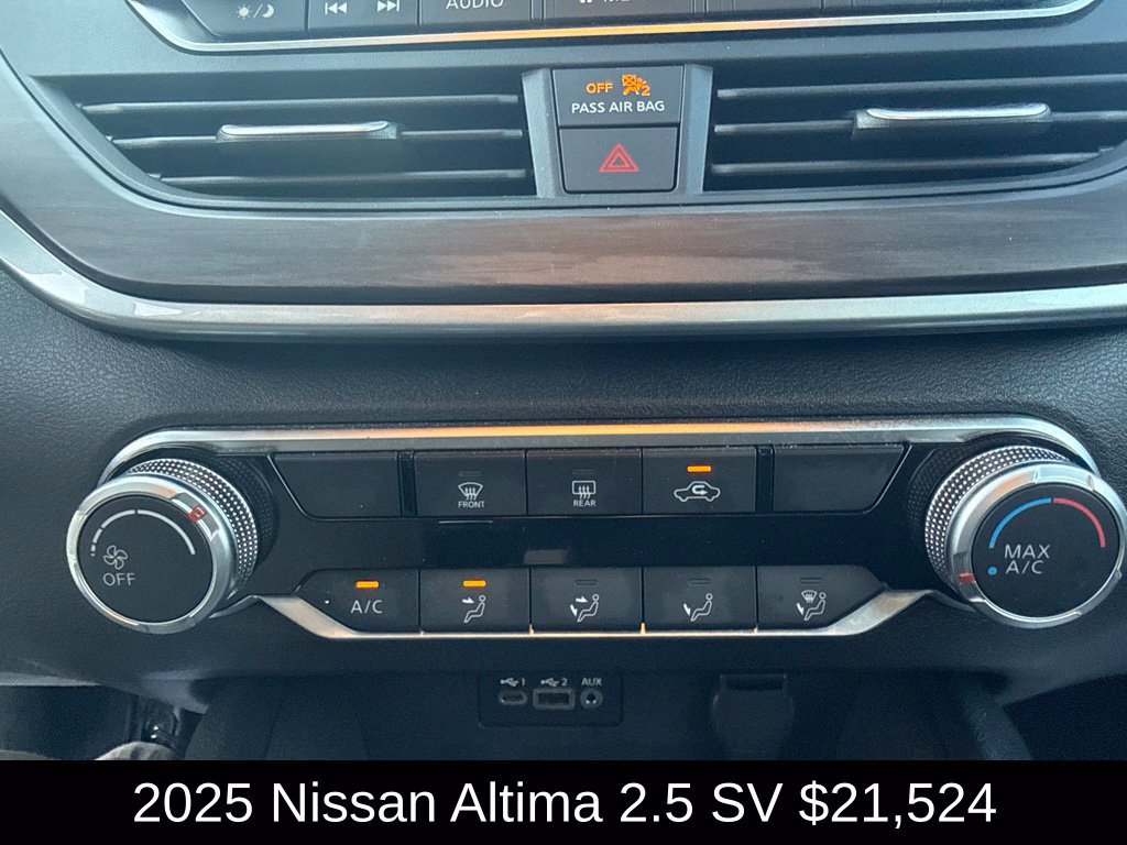 Used 2025 Nissan Altima 2.5 SV FWD image 28