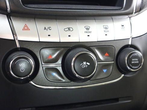 Used 2014 Dodge Journey SXT AWD/4WD image 21