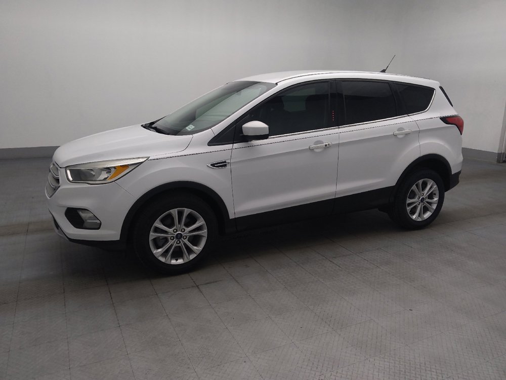 Used 2019 Ford Escape SE FWD image 2
