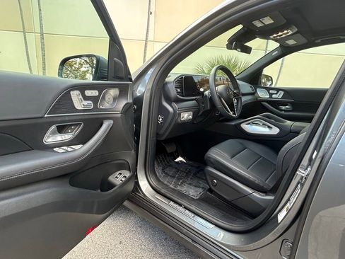 Used 2025 Mercedes-Benz GLE 450e 4MATIC image 15