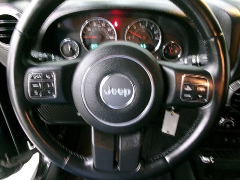 Used 2017 Jeep Wrangler Unlimited Sport w/ Quick Order Package 24S AWD/4WD image 33