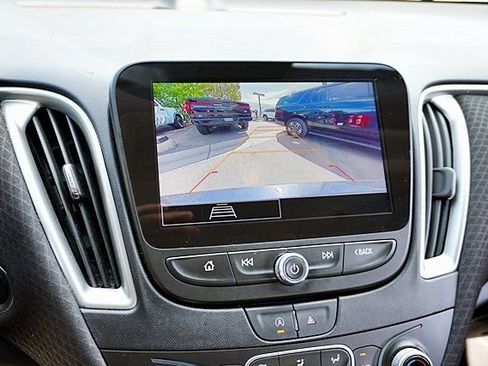 Used 2023 Chevrolet Malibu LT w/ Driver Confidence Package FWD image 25