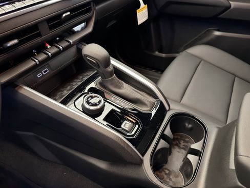 New 2026 Chevrolet Colorado Trail Boss AWD/4WD image 24