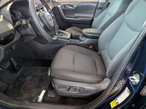 Certified 2024 Toyota RAV4 XLE AWD/4WD image 11