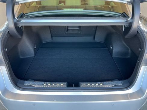 New 2026 Lexus ES 350e FWD image 24