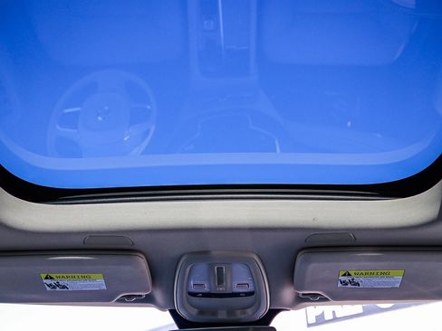 Used 2024 Volvo XC90 T8 Plus w/ Protection Package Premier image 18