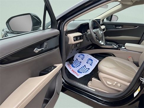 Used 2022 Lincoln Nautilus Reserve image 11