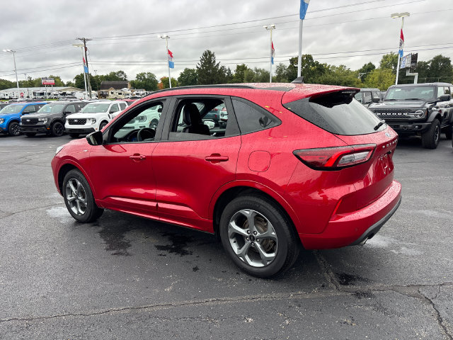 Certified 2024 Ford Escape ST-Line w/ Tech Pack #1 AWD/4WD image 5