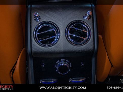 Used 2022 Rolls-Royce Cullinan w/ Dynamic Package image 44