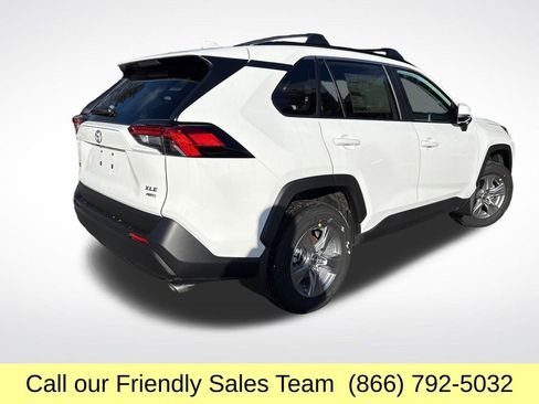 New 2025 Toyota RAV4 XLE w/ Convenience Package image 5