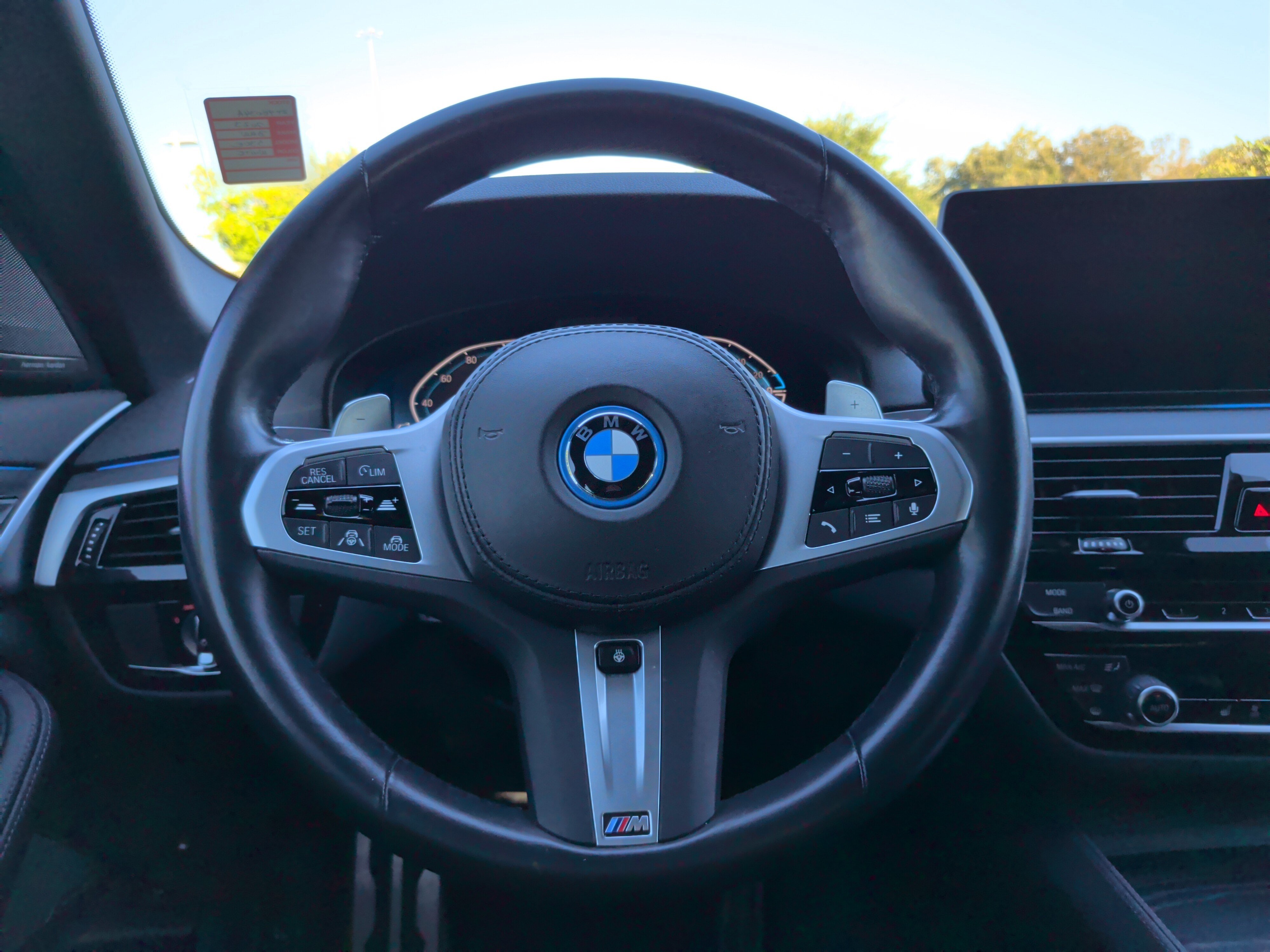 Used 2023 BMW 530e xDrive w/ Premium Package AWD/4WD image 22