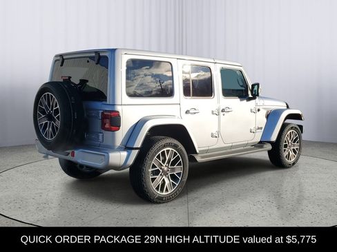Used 2023 Jeep Wrangler Unlimited Sahara image 3