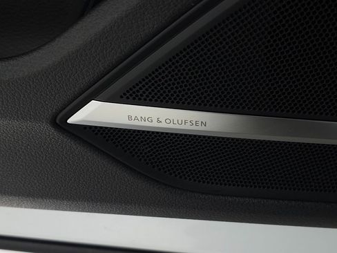 Used 2020 Audi A8 L 4.0T image 36