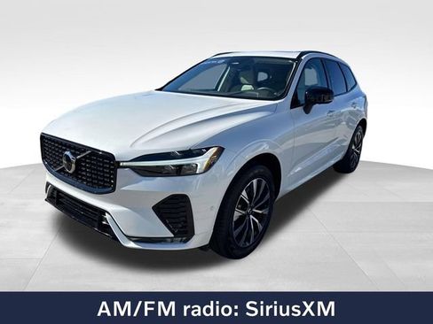 Used 2024 Volvo XC60 B5 Plus w/ Protection Package Premier image 3