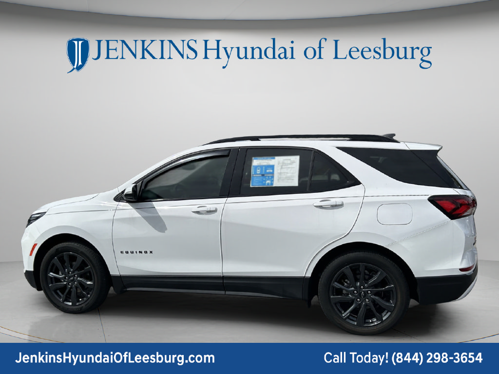 Used 2023 Chevrolet Equinox RS w/ RS Leather Package FWD image 8