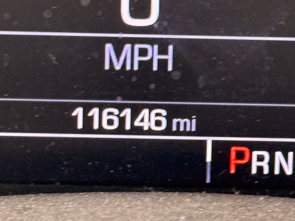 Used 2018 Chevrolet Impala LT FWD image 9
