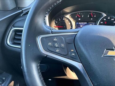 Used 2022 Chevrolet Equinox LT FWD image 19