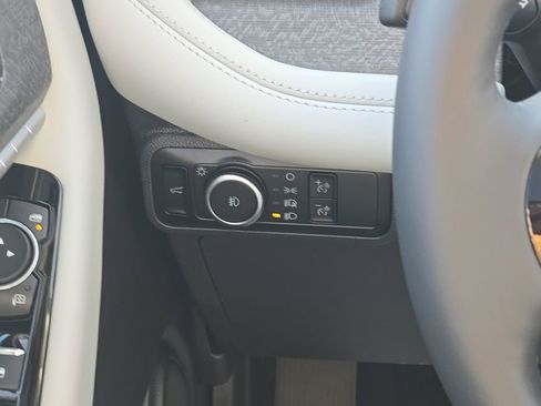 New 2026 Ford Explorer Platinum w/ LUX Leather Package image 32