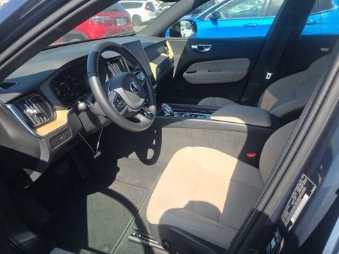 Used 2026 Volvo XC60 B5 Plus AWD/4WD image 3