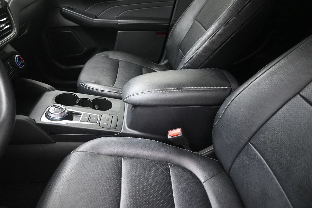Certified 2022 Ford Escape SE FWD image 24