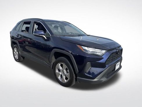 Used 2025 Toyota RAV4 XLE AWD/4WD image 10
