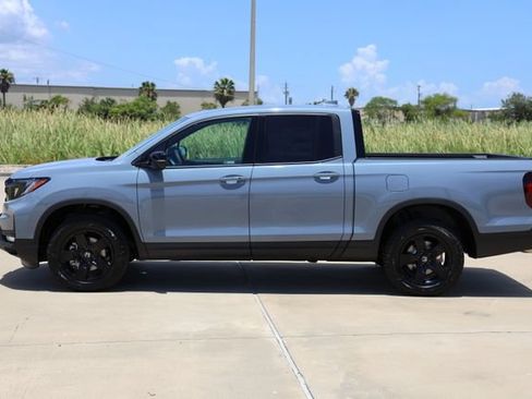 New 2026 Honda Ridgeline Black Edition image 5