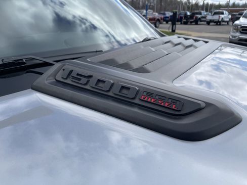 Used 2022 RAM 1500 Laramie AWD/4WD image 28