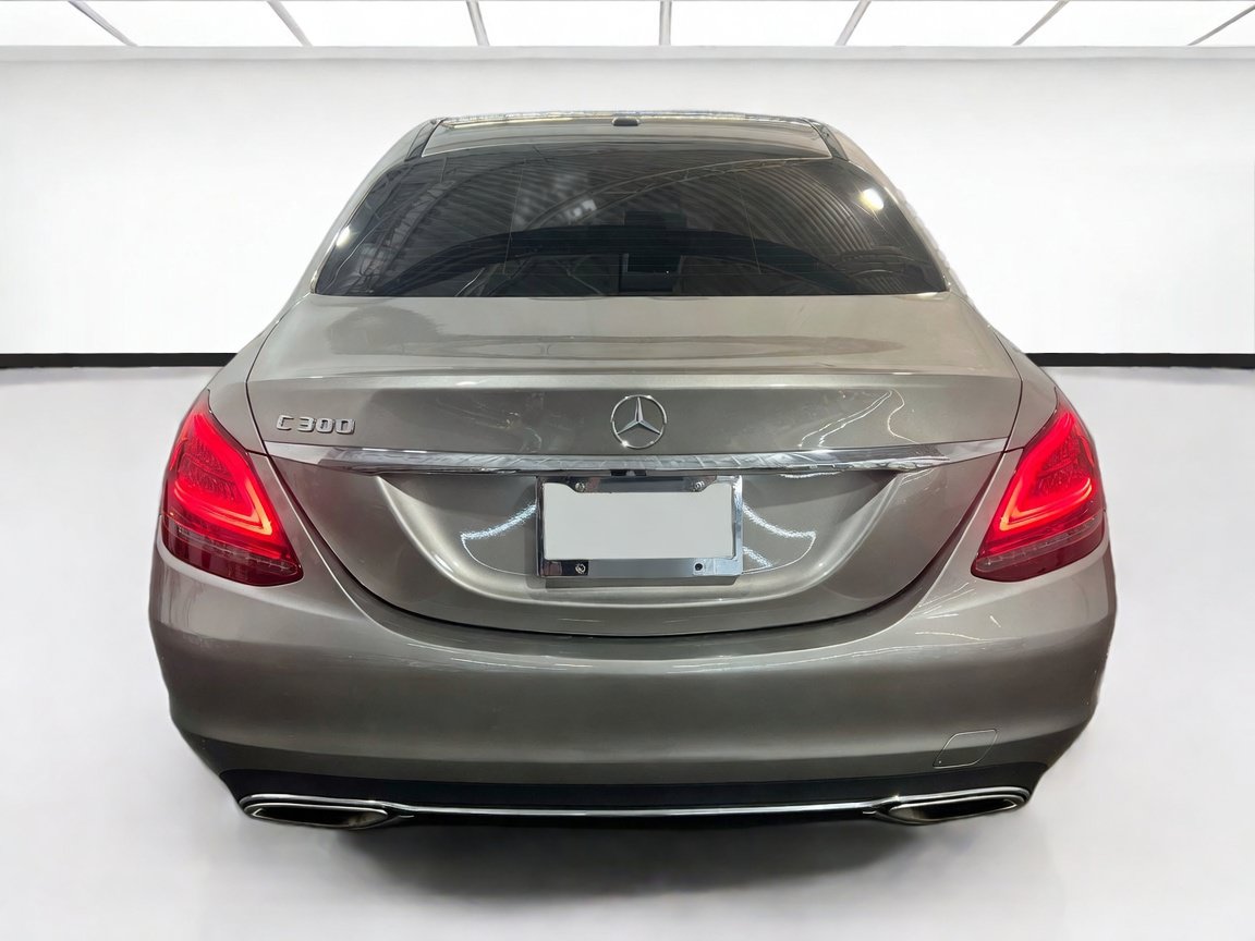 Used 2020 Mercedes-Benz C 300 Sedan image 5