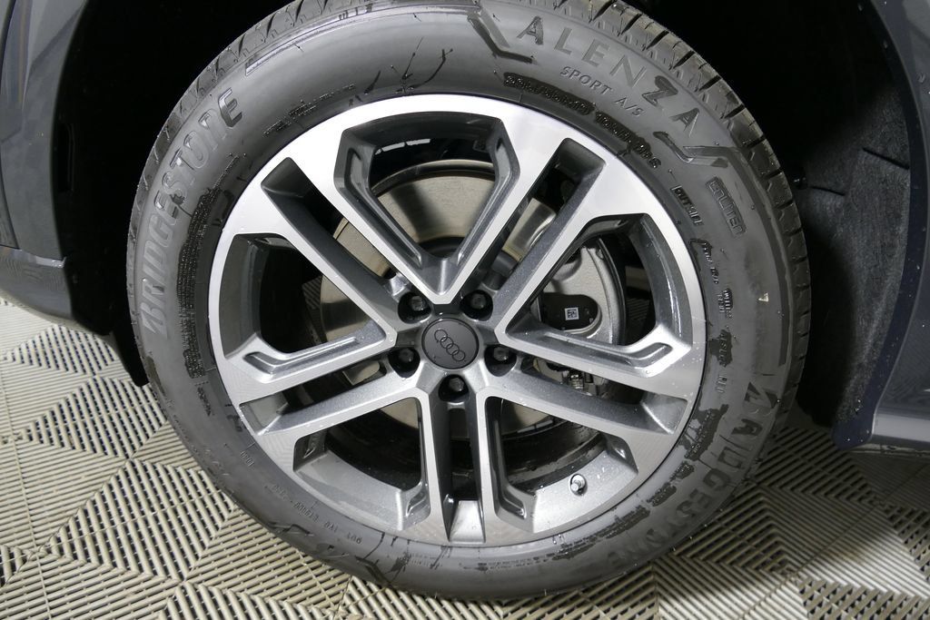 New 2026 Audi Q5 2.0T AWD/4WD image 9