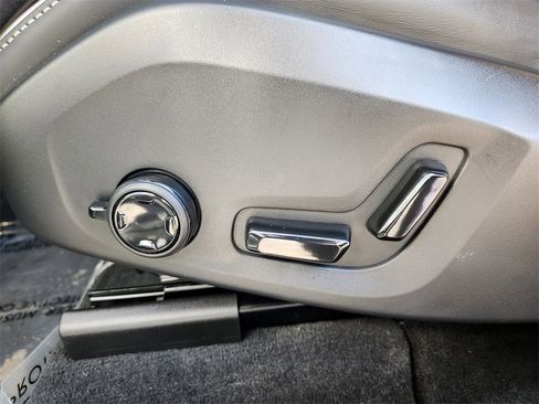 Used 2026 Volvo XC60 T8 Polestar w/ Protection Package Premier image 13