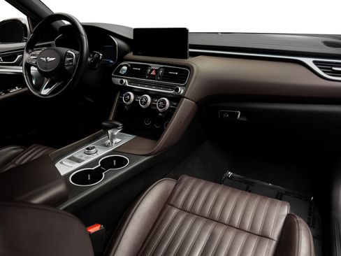 Used 2022 Genesis G70 3.3T RWD image 54