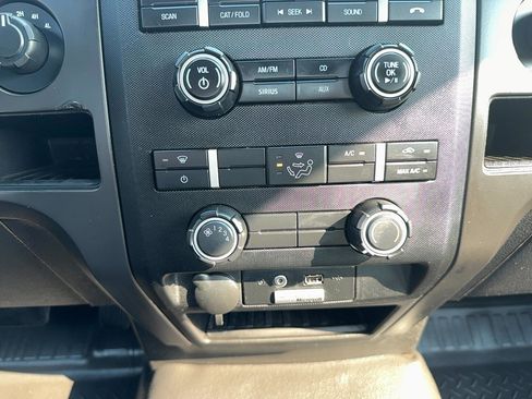 Used 2013 Ford F150 STX w/ Mid Equipment Group AWD/4WD image 25