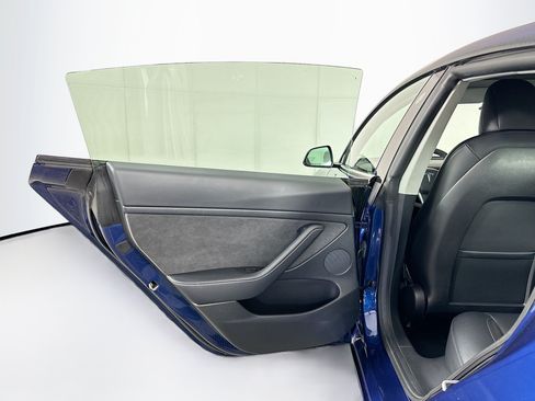 Used 2021 Tesla Model 3 Standard Range Plus RWD image 25