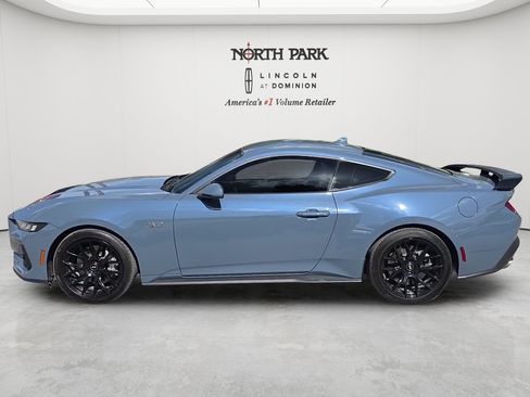 Used 2024 Ford Mustang GT Premium RWD image 2