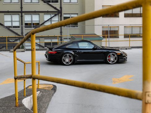 Used 2007 Porsche 911 Turbo AWD/4WD image 21