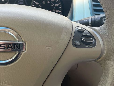 Used 2015 Nissan Pathfinder SV w/ Cargo Package AWD/4WD image 18