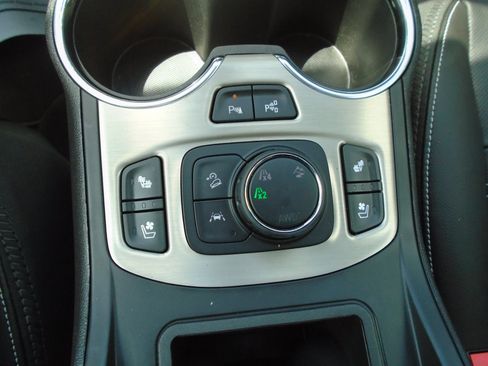 Used 2023 GMC Terrain Denali w/ Denali Premium Package AWD/4WD image 65