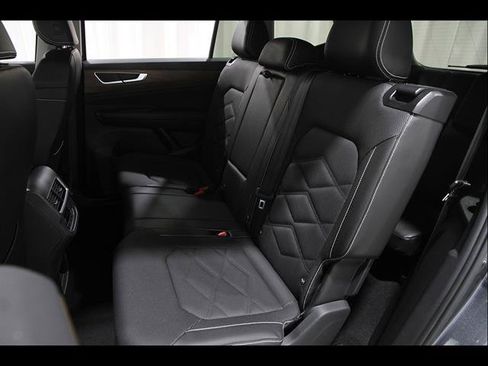 Certified 2024 Volkswagen Atlas SE AWD/4WD image 18