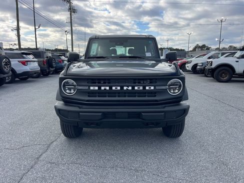 New 2025 Ford Bronco 2-Door image 3