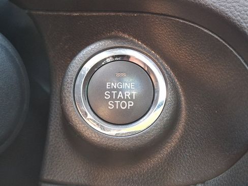 Used 2020 Subaru Forester Premium AWD/4WD image 26