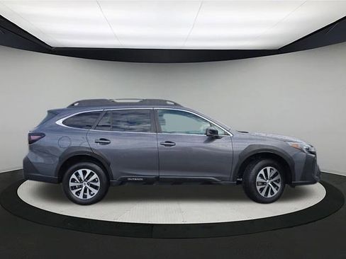 Certified 2025 Subaru Outback Premium w/ Popular Package #1A image 8