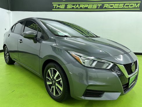 Used 2021 Nissan Versa SV FWD image 2
