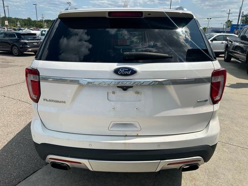 Used 2016 Ford Explorer Platinum AWD/4WD image 6