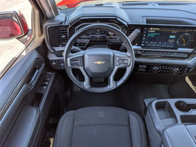 Used 2025 Chevrolet Silverado 1500 LT AWD/4WD image 15