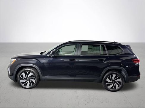 New 2025 Volkswagen Atlas SE image 9