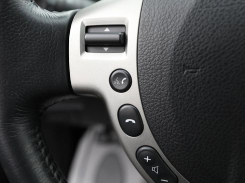 Used 2011 Nissan Rogue SV w/ SL Pkg AWD/4WD image 24