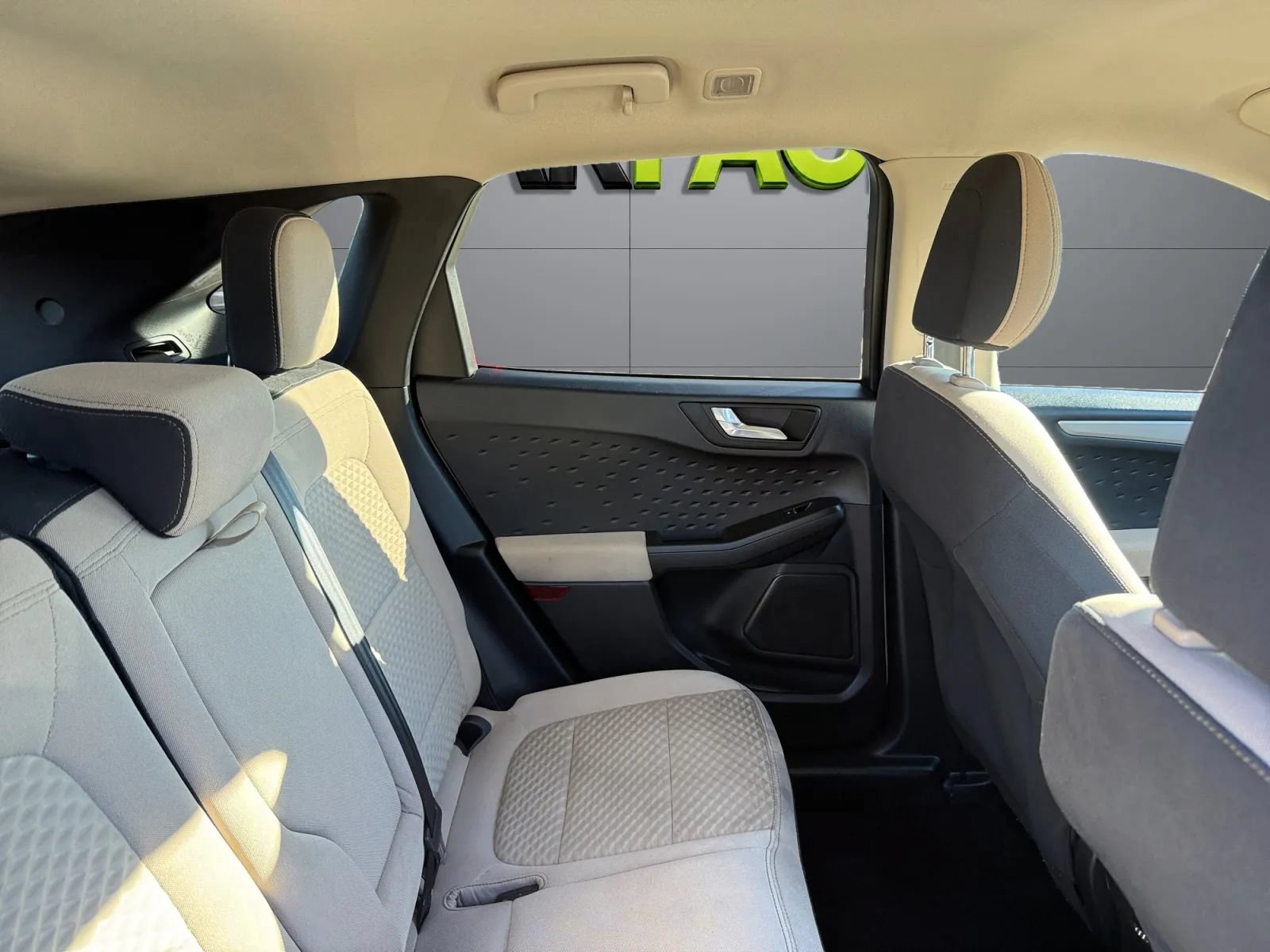 Used 2020 Ford Escape SE AWD/4WD image 21