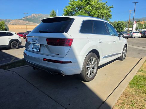 Used 2018 Audi Q7 3.0T Premium Plus w/ Premium Plus Package AWD/4WD image 5
